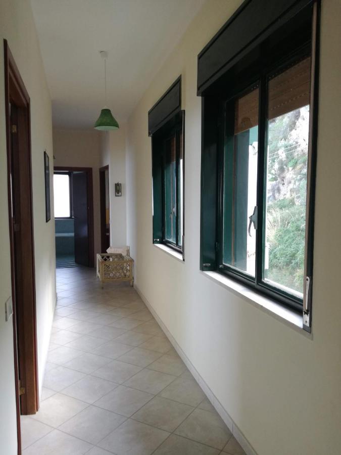 Casa Vacanze La Petrusella Trabia Luaran gambar