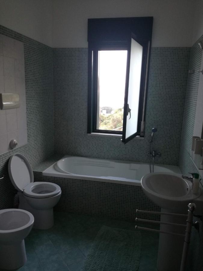 Casa Vacanze La Petrusella Trabia Luaran gambar