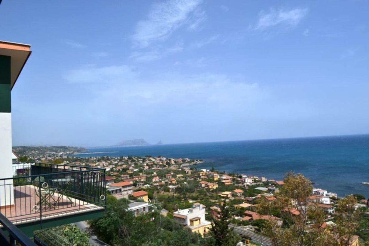 Casa Vacanze La Petrusella Trabia Luaran gambar