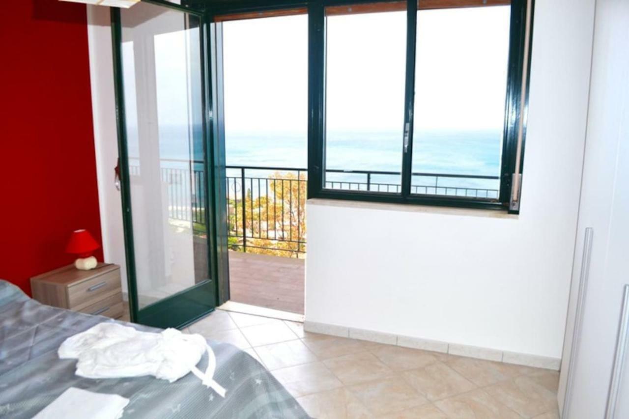 Casa Vacanze La Petrusella Trabia Luaran gambar
